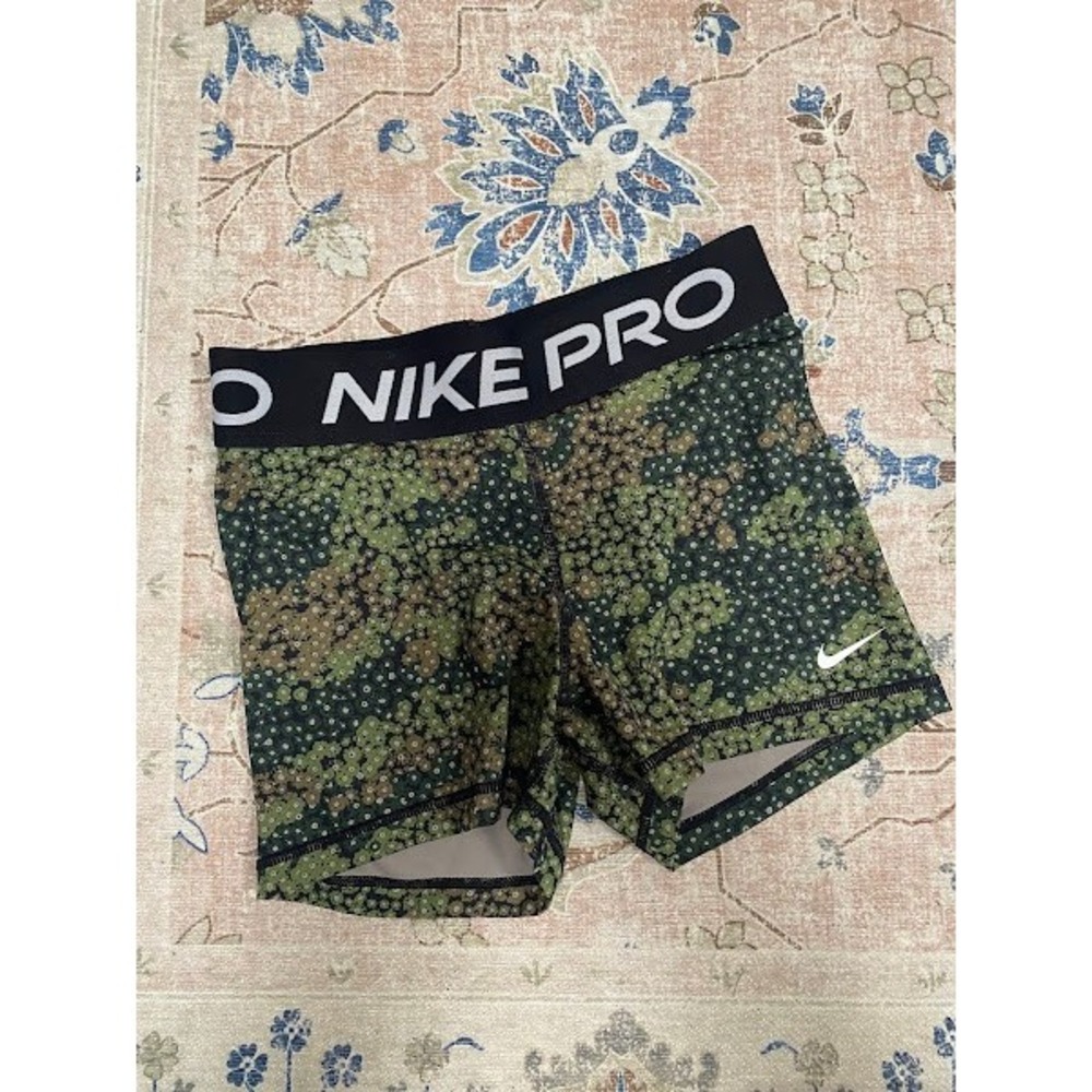 Nike Pro Dri-FIT Green‎ Floral Camo Athletic Compression Shorts Womens Small